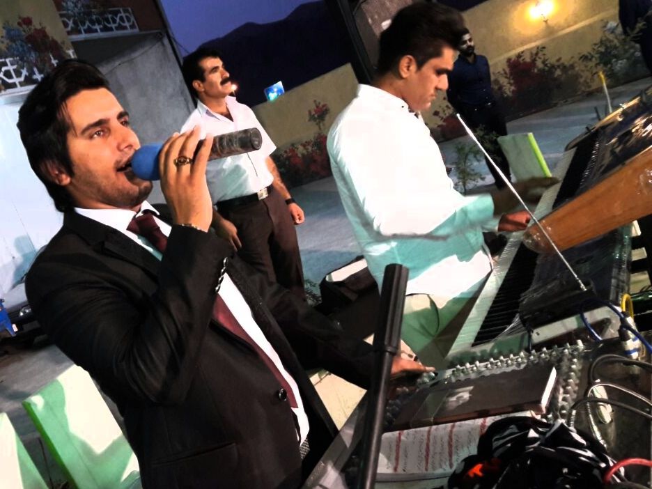بهنام کمالوند دختر لر